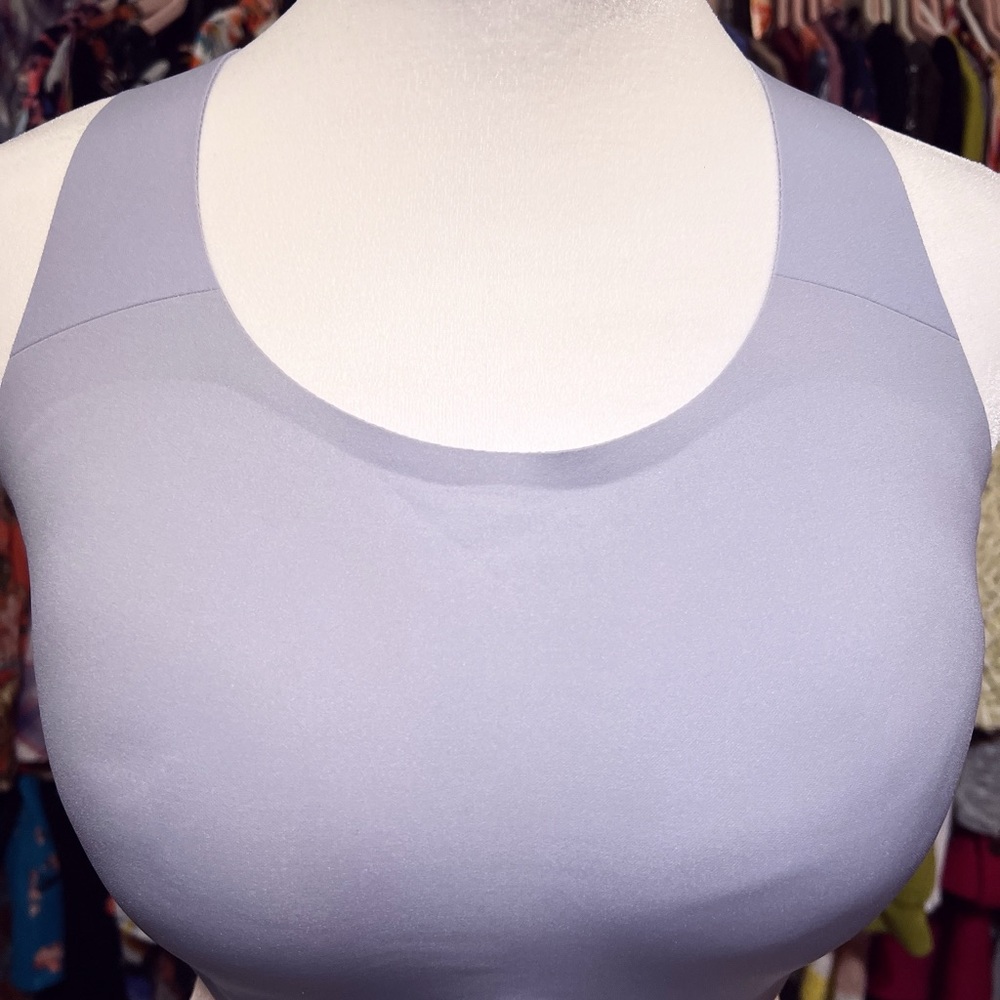 Lululemon - Picture 5 of 7